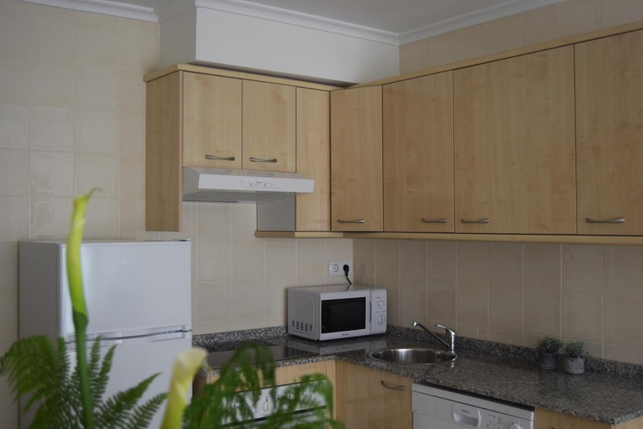 La Caparina, Apartamento Con Piscina A 3 Km De La Playa Vut-2377-As 라네스 외부 사진